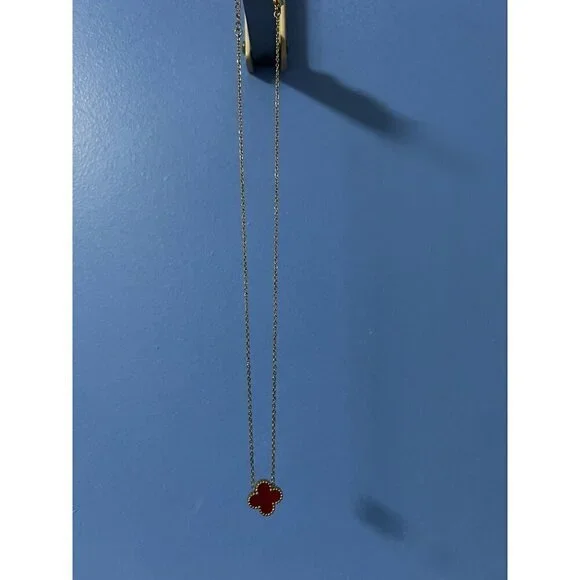 Womens Pendant Necklace Gold plated, Red, Irish shamrock, festival, boho, vintag - Picture 3 of 4